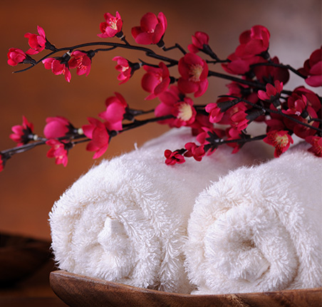 Rolled spa towels